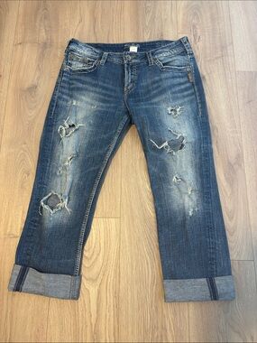 Silver Jeans Distressed Cropped/Cuffed Jeans – Women’s 30 / 28